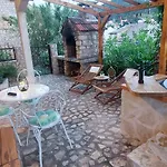 Rustic Taverna Sunce & Jacuzi Apartamento