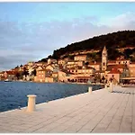 Rustic Taverna Sunce & Jacuzi Apartamento Vis