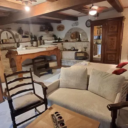 Apartamento Rustic Taverna Sunce & Jacuzi *
