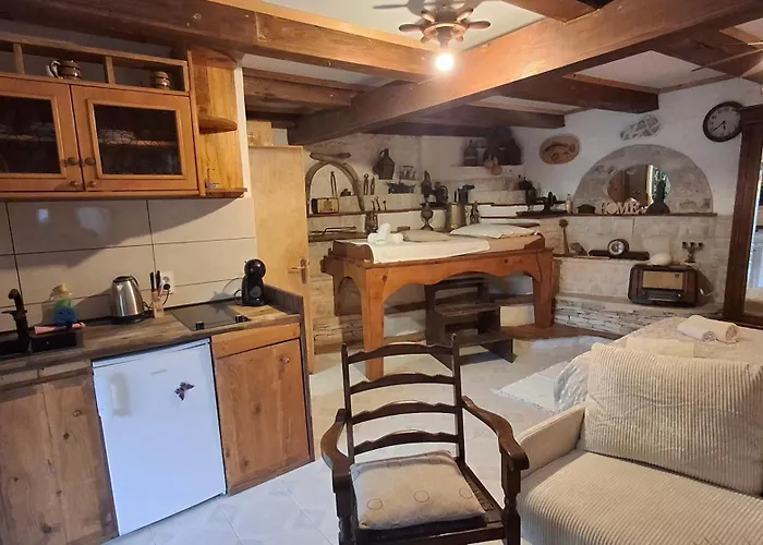 아파트 Taverna -sunce- With Jacuzzi